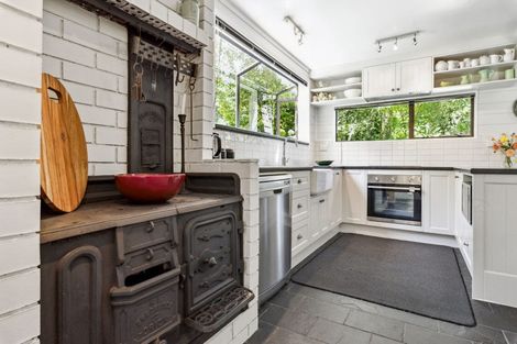 Photo of property in 25 Ratanui Road, Paraparaumu, 5032