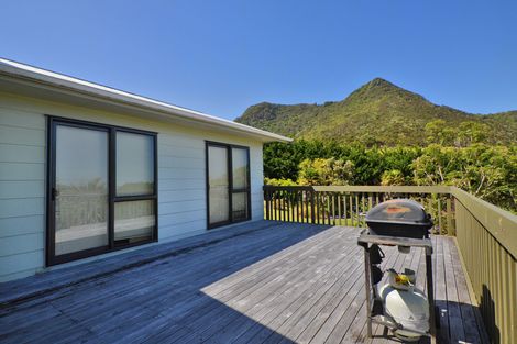 Photo of property in 105 Ocean Beach Road, Whangarei Heads, Whangarei, 0174