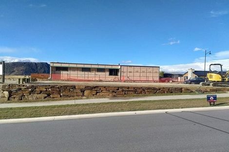 Photo of property in 1 Campbell Road, Wanaka, 9305