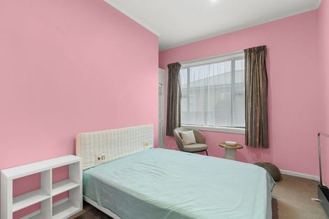 Photo of property in 17 Mackenzie Avenue, Woolston, Christchurch, 8023