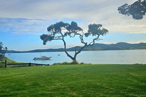 Photo of property in 121 Ohawini Road, Oakura, Hikurangi, 0184