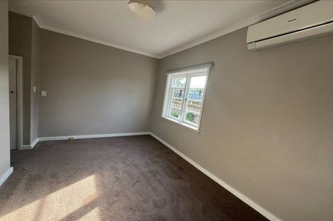 Photo of property in 98/98a Weraroa Road, Levin, 5510