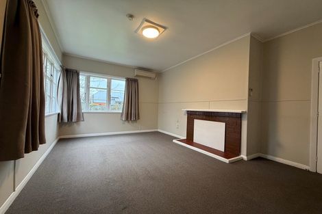 Photo of property in 72 Hamilton Avenue, Ilam, Christchurch, 8041