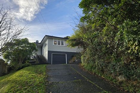 Photo of property in 11 Morrison Grove, Stokes Valley, Lower Hutt, 5019