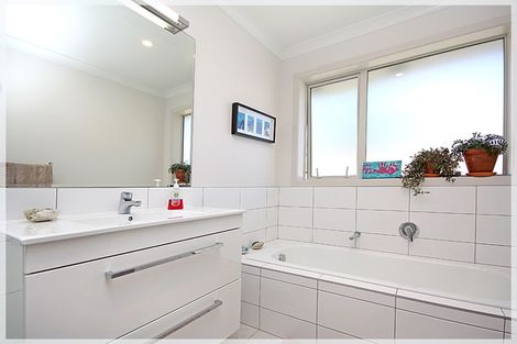 Photo of property in 9 Godwit Court, Foxton Beach, Foxton, 4815