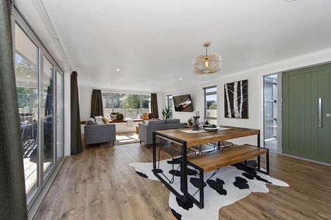 Photo of property in 47 Morrow Avenue, St Andrews, Hamilton, 3200