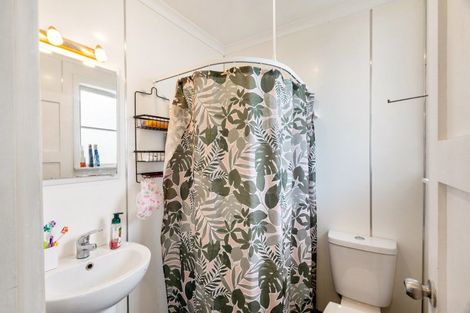 Photo of property in 41 Barker Road, Marewa, Napier, 4110