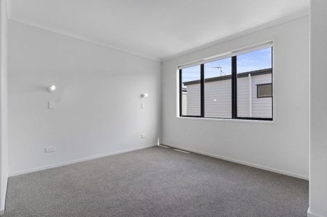 Photo of property in 1092c Great North Road, Point Chevalier, Auckland, 1022