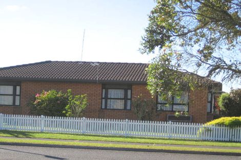 Photo of property in 1/103 Riverside Road, Orewa, 0931