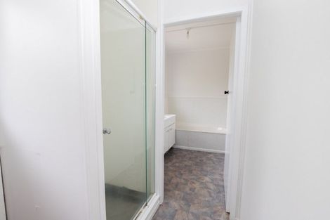 Photo of property in 18 Orchard East Road, Ngatea, 3503