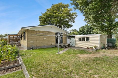 Photo of property in 8 Kentucky Street, Totara Park, Upper Hutt, 5018