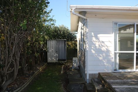 Photo of property in 9 Greers Road, Weymouth, Auckland, 2103