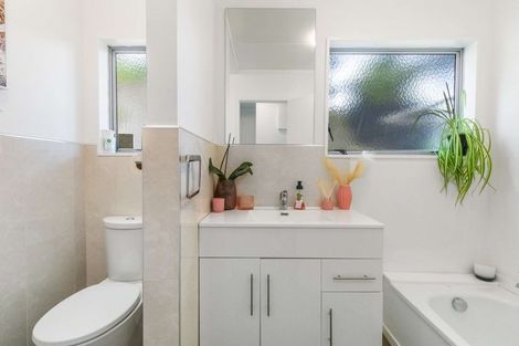 Photo of property in 126a Osprey Drive, Welcome Bay, Tauranga, 3112