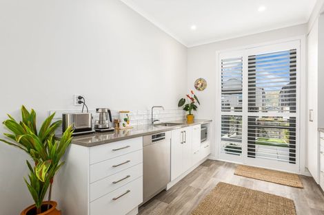 Photo of property in 8 Tokitoki Way, Kenepuru, Porirua, 5022