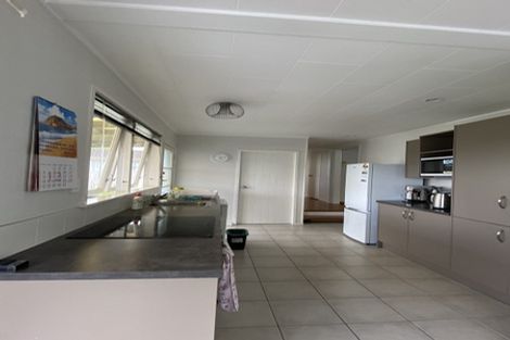 Photo of property in 33 Reelick Avenue, Pakuranga Heights, Auckland, 2010