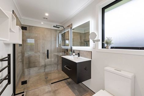 Photo of property in 19 Rose Leigh Drive, Cambridge, 3434