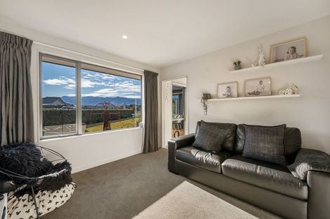 Photo of property in 14 Criffel Place, Luggate, Cromwell, 9383