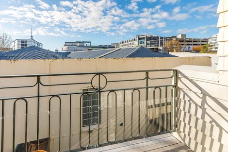 Photo of property in Henry Walton Flats, 2/2 Upper Queen Street, Auckland Central, Auckland, 1010