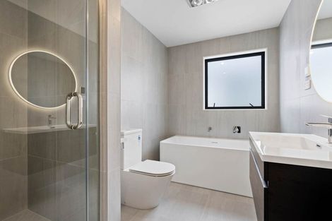 Photo of property in 12 Babos Avenue, Kumeu, 0810