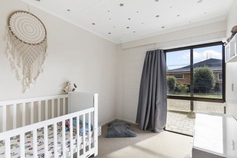 Photo of property in 39 Russleigh Drive, Dinsdale, Hamilton, 3204