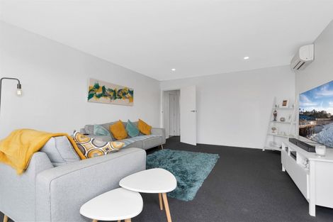 Photo of property in 1/61 Vagues Road, Northcote, Christchurch, 8052