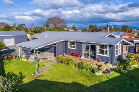 Photo of property in 9 Skipage Grove, Featherston, 5710