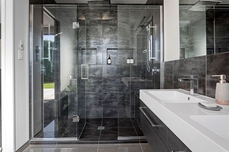 Photo of property in 711 Hills Road, Marshland, Christchurch, 8051