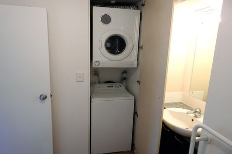 Photo of property in 67/68 Mountain Road, Mount Wellington, Auckland, 1072