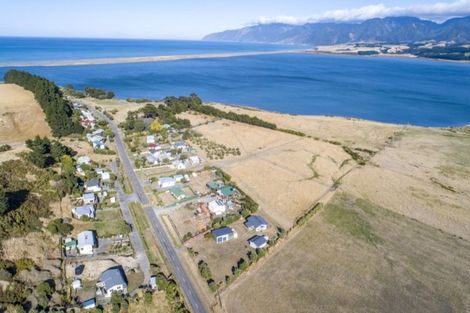 Photo of property in 97 Lake Ferry Road, Lake Ferry, Featherston, 5772