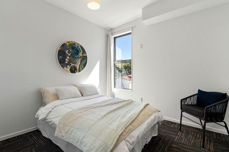 Photo of property in 33 Karo Drive, Te Aro, Wellington, 6011