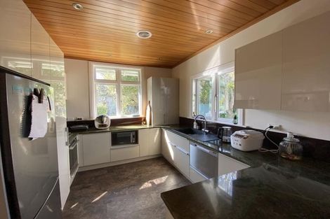 Photo of property in 6 Tringham Street, Karori, Wellington, 6012