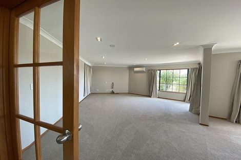 Photo of property in 212 Whitford Road, Shamrock Park, Auckland, 2016