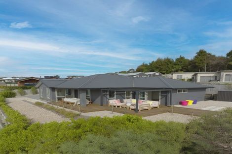 Photo of property in 36 Botanical Heights Drive, Waipahihi, Taupo, 3330