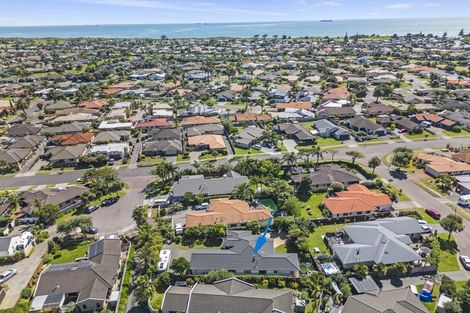 Photo of property in 7 Piha Close, Papamoa Beach, Papamoa, 3118