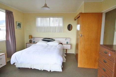 Photo of property in 40 Kon Tiki Road, Whiritoa, Whangamata, 3691