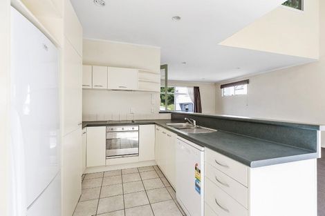 Photo of property in Fernhill Flats, 9/324 The Terrace, Te Aro, Wellington, 6011