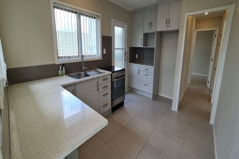 Photo of property in 2/52 Bentley Avenue, Glenfield, Auckland, 0629