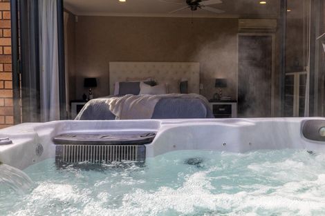 Photo of property in 6 Shadbolt Drive, Leamington, Cambridge, 3432