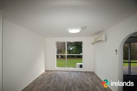 Photo of property in 6a Auburn Avenue, Upper Riccarton, Christchurch, 8041