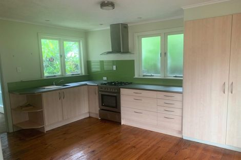 Photo of property in 727 Swanson Road, Swanson, Auckland, 0612