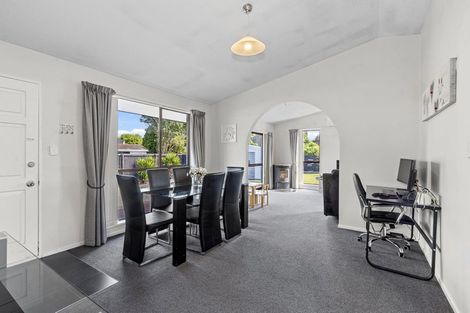 Photo of property in 22 Cicada Place, Hei Hei, Christchurch, 8042