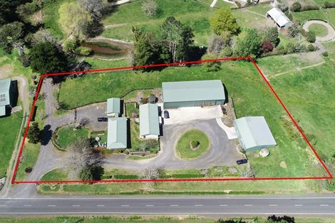 Photo of property in 580 Burtt Road, Runciman, Drury, 2578