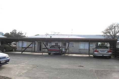 Photo of property in 9 South Street, West End, Palmerston North, 4410