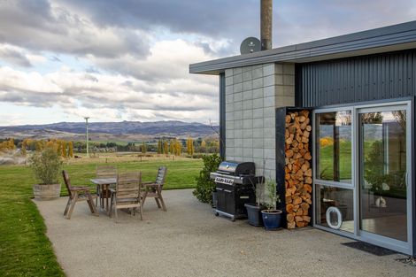 Photo of property in 28 Gartley Lane, Springvale, Alexandra, 9393