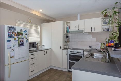 Photo of property in 5 Shadon Place, Stanmore Bay, Whangaparaoa, 0932