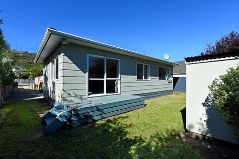 Photo of property in 2/294 The Ridgeway, Stoke, Nelson, 7011