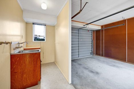 Photo of property in 6 Manse Street, Hawera, 4610