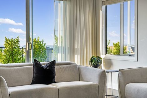 Photo of property in 33 Te Oneroa Way, Long Bay, Auckland, 0630