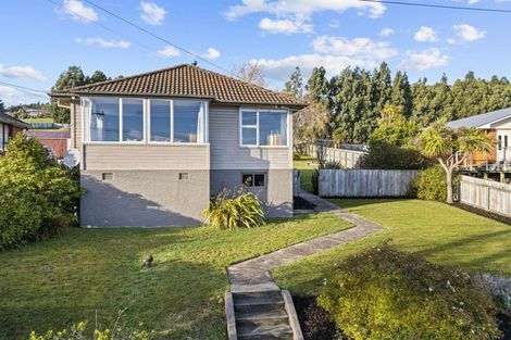 Photo of property in 31 Burgess Street, Green Island, Dunedin, 9018