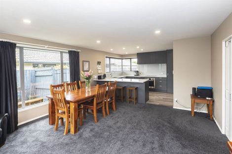 Photo of property in 7 Napoleon Close, Harewood, Christchurch, 8051